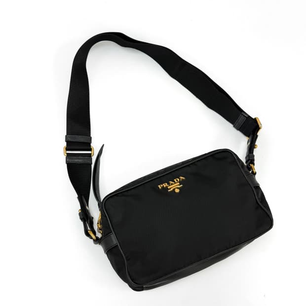 프라다 포코노 1BH089 카메라 백