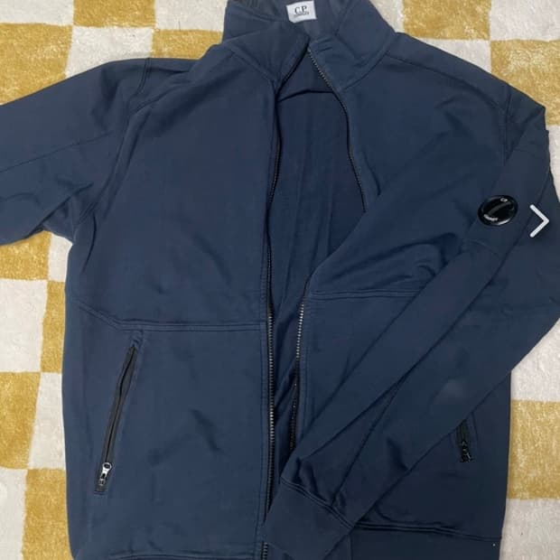 C.P컴퍼니 집업 L