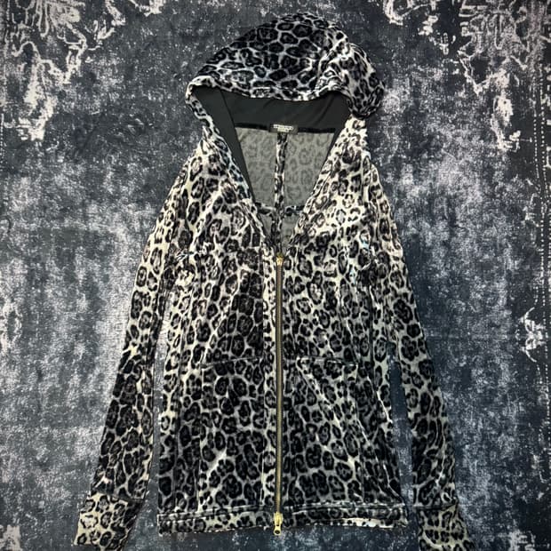 Tornado Mart Leopard Velvet Hooded Zip-U