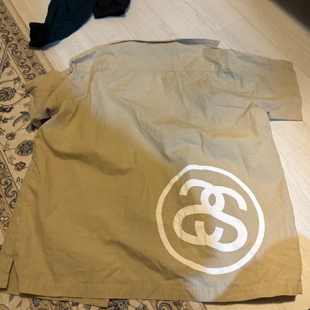 스투시 반팔 셔츠