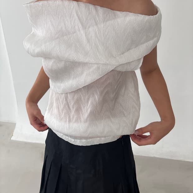 Layered Asymmetry Top