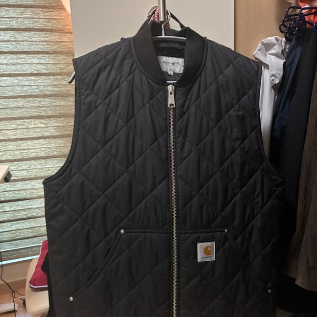 칼하트 조끼패딩