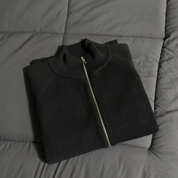 4) 폴리테루 휴먼 트랙 니트 집업 블랙