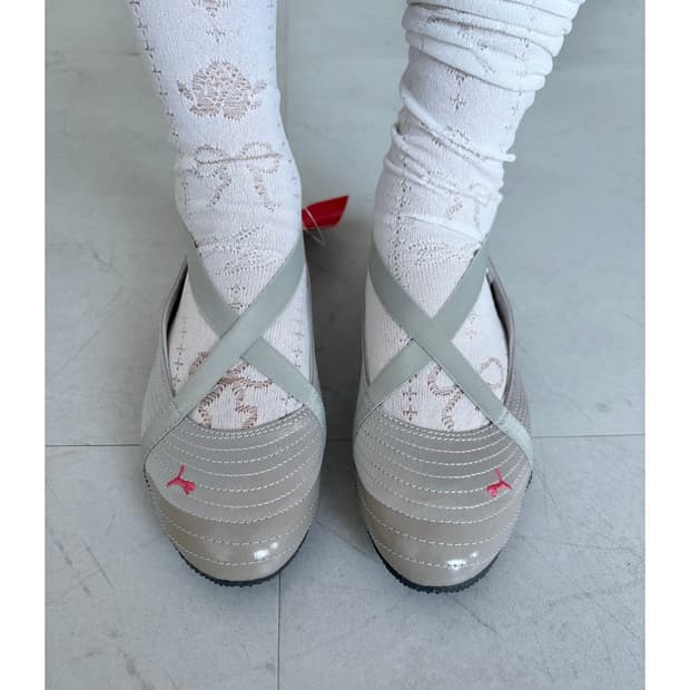 퓨마 silver cross strap 플랫슈즈