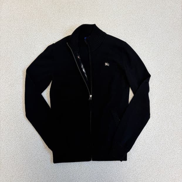 버버리 울 니트 집업 가디건 블랙