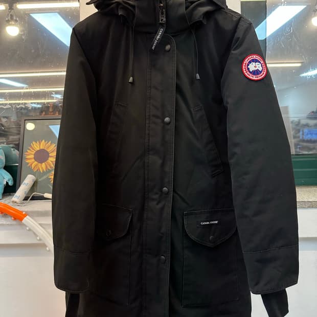 캐나다구스 블랙 패딩 s사이즈