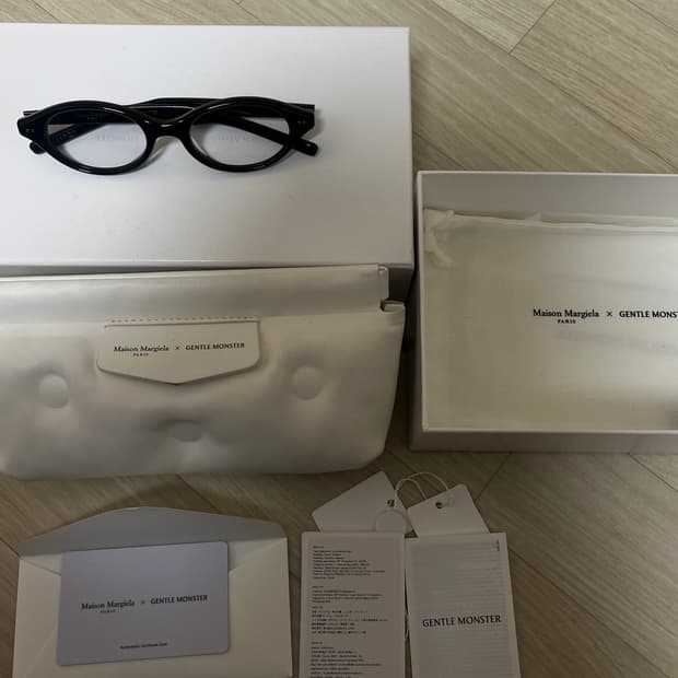 젠틀 몬스터 x 메종 마르지엘라 MM111 블랙 클리어