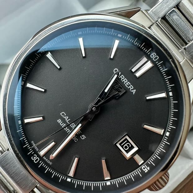 태그호이어 까레라 칼리버5 39mm