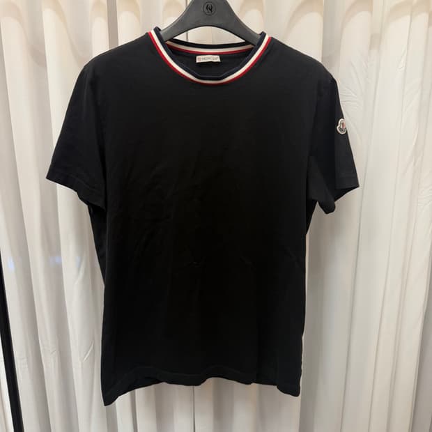 몽클레어 와펜 반팔