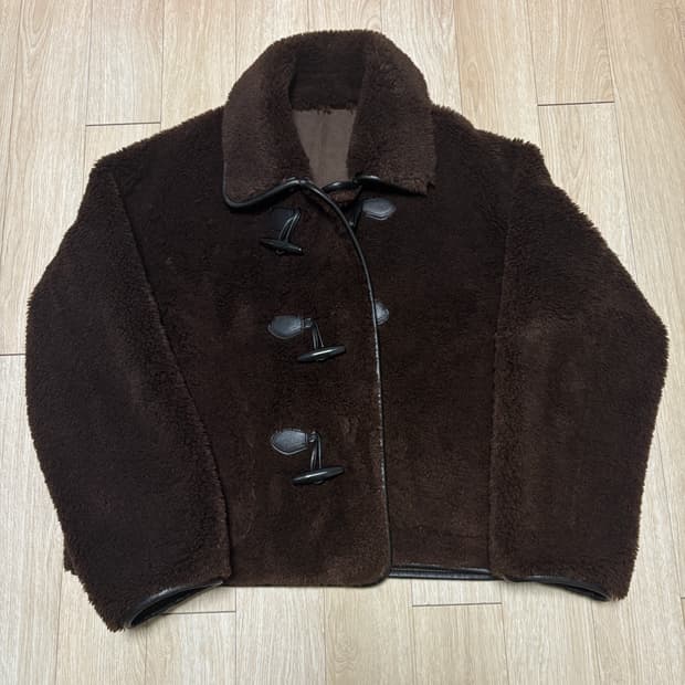 쉬즈미스 인조가죽 무스탕 하프자켓 다크브라운 55