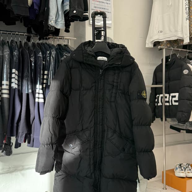 [S] 스톤아일랜드 크링클랩스 후드 롱 패딩