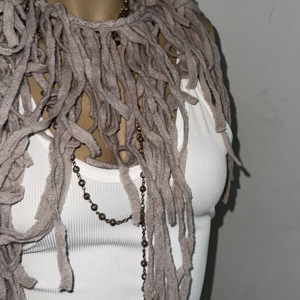 애쉬 그런지 프린지 머플러