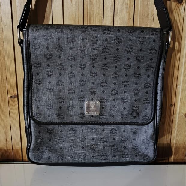 MCM 비세토스 메신저백 크로스백