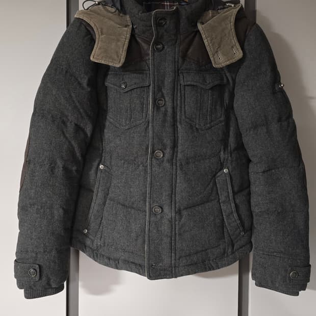 series; 코오롱 시리즈 모직 덕다운패딩.
싸이즈 95 .  남자
