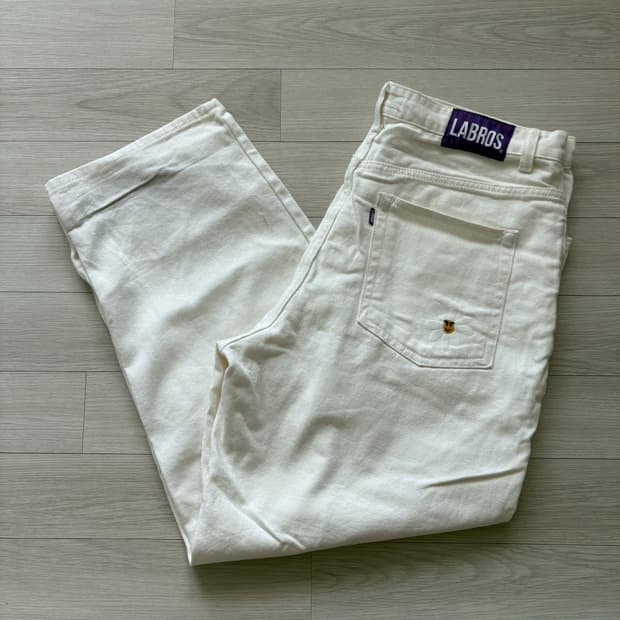 라브로스 데이지진 화이트