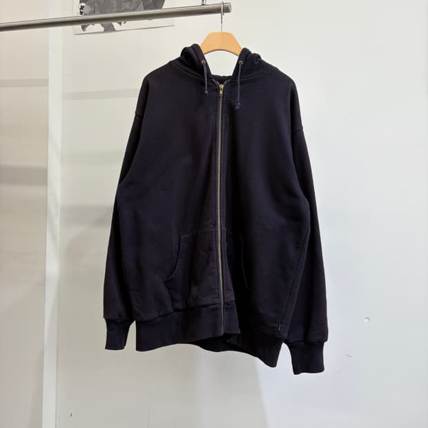 SUPREME (Made in Canada) 후드집업