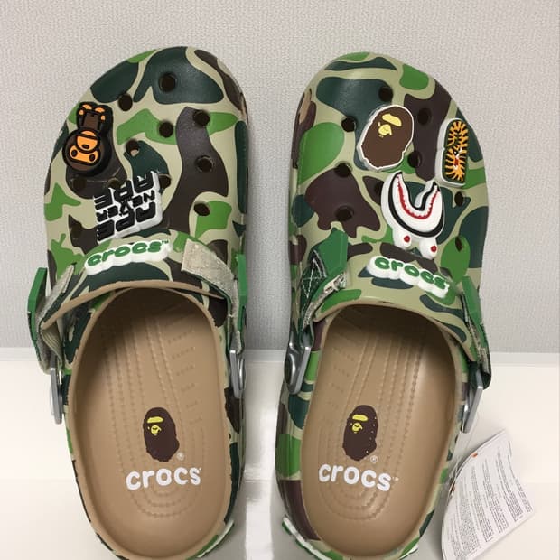 BAPE × CROCS 클로그 240