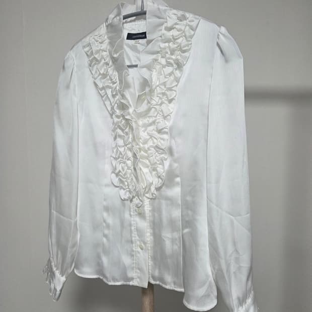 로리타 블라우스