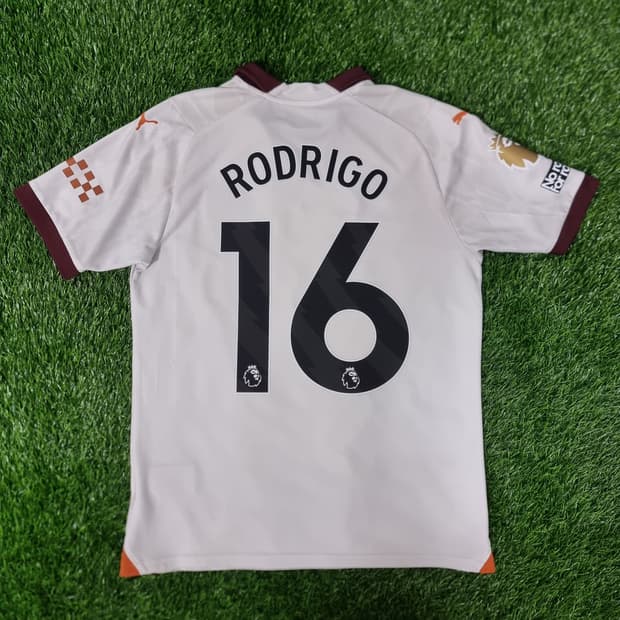 23-24시즌 맨체스터 시티 어웨이 유니폼 #16 로드리