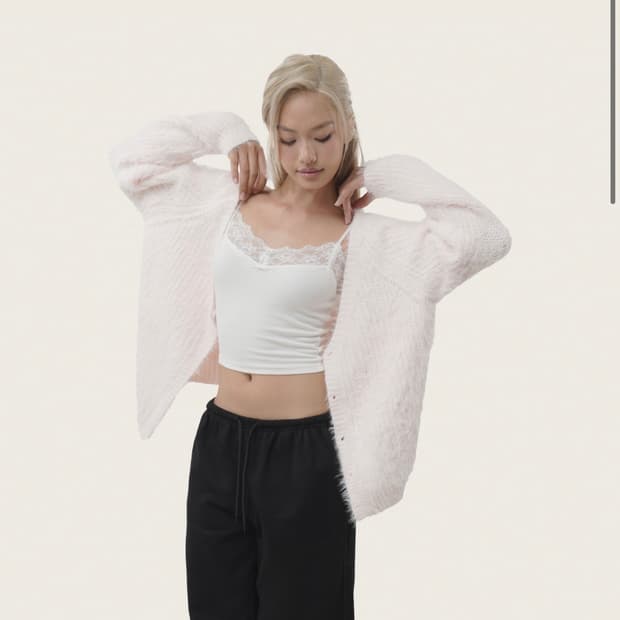 클리시어 슈가플럼 헤어리 가디건 베이비 핑크 sugarplum
