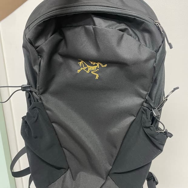 아크테릭스 맨티스 16 백팩