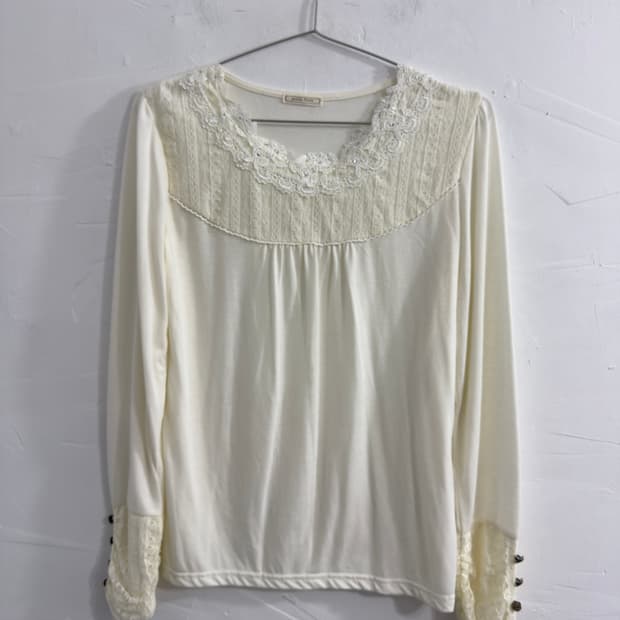 lace longsleeve