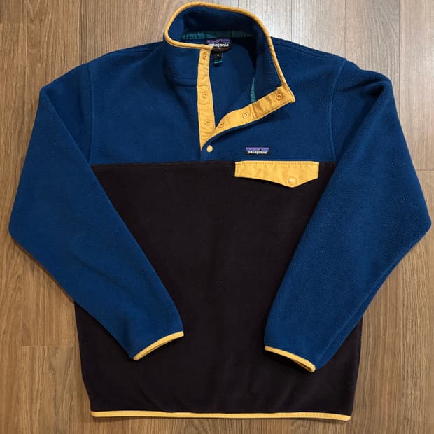 파타고니아 신칠라 옵시디언 플럼 M사이즈