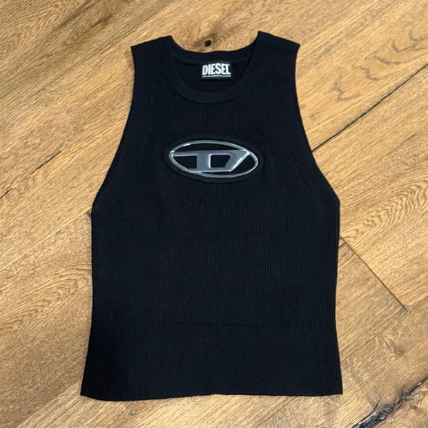 디젤 오네르바 컷아웃 니트탑 나시 S