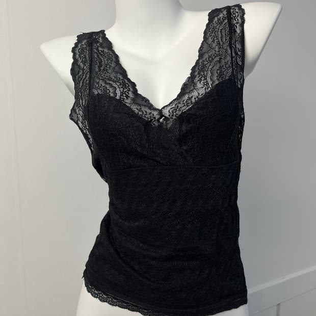 Heather 레이스 블랙 나시