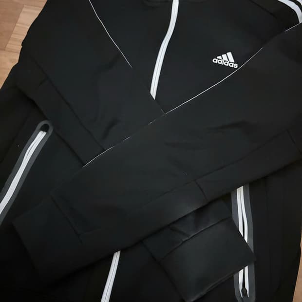 아디다스 블랙 져지
