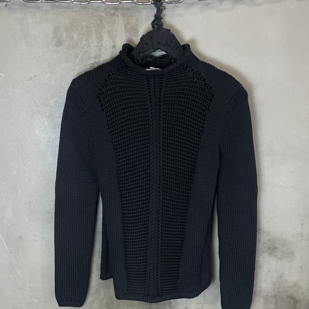 헬무트랭 텍스처드 패널 니트