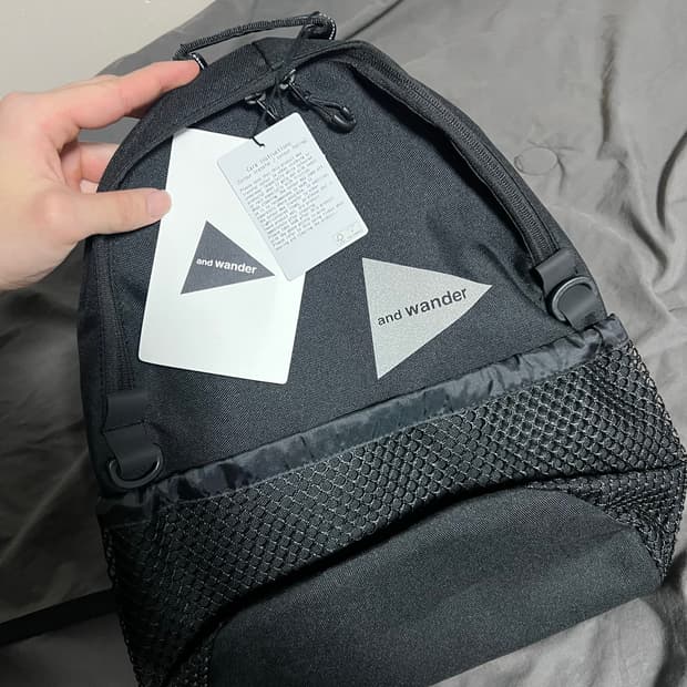 (새상품) 앤드원더 미니 백팩 블랙 9L