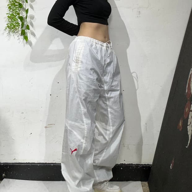 푸마 화이트 와이드 레드 로고 트랙 팬츠 댄스 추리닝 바지