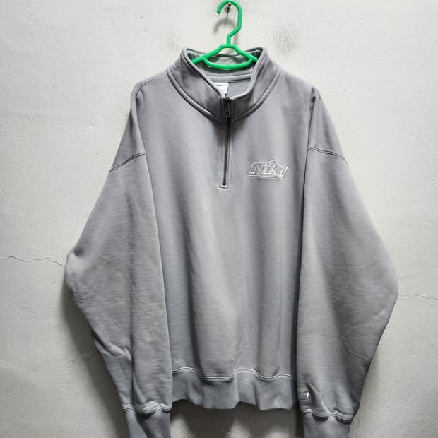 나이키 쿼터집 하프집업 맨투맨 