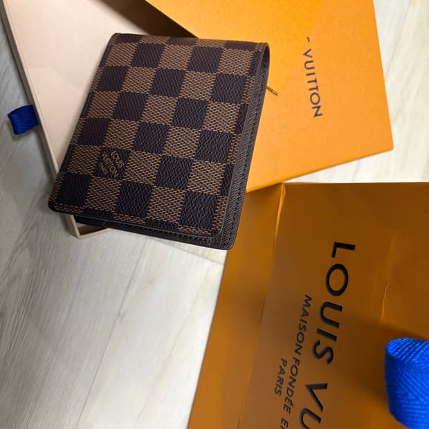 루이비통 다미에 반지갑