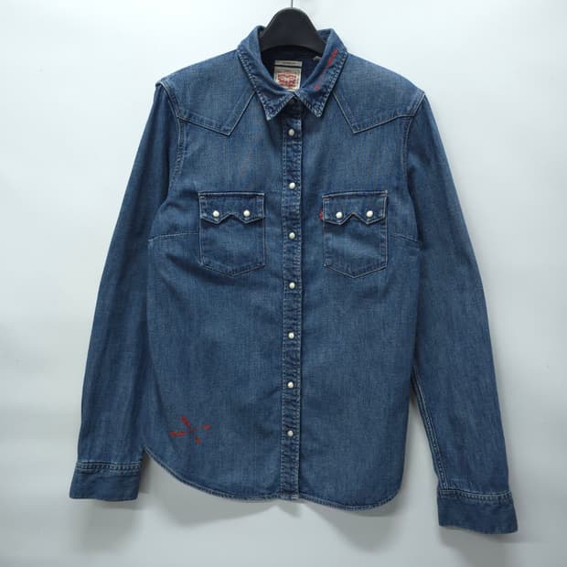 리바이스 여성 웨스턴 자수 데님 셔츠 중청(66~66반)