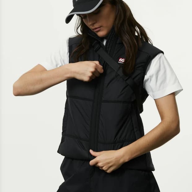 여성 66NORTH 블랙 베스트