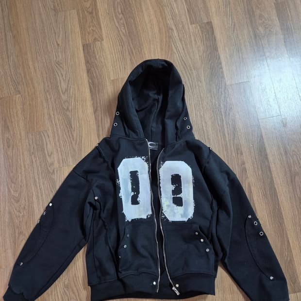 Cozy worldwide knight 후드집업