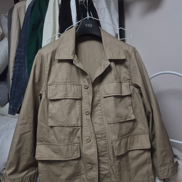 무신사 스탠다드 베이지 퍼티그 자켓 M95