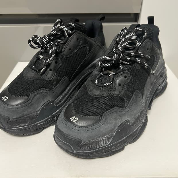 발렌시아가 트리플S 17FW 블랙 made in italy 새상품(42)