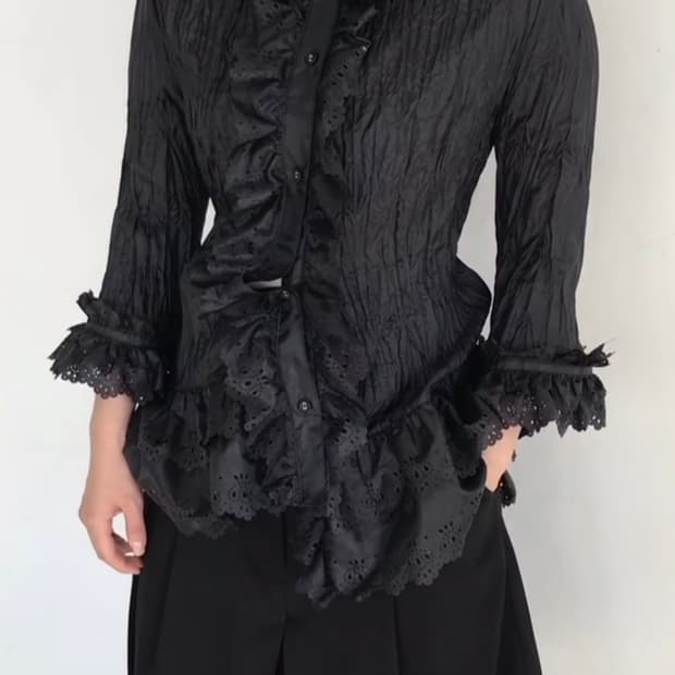 에옹쓰 토넬 펀칭 블라우스 새상품