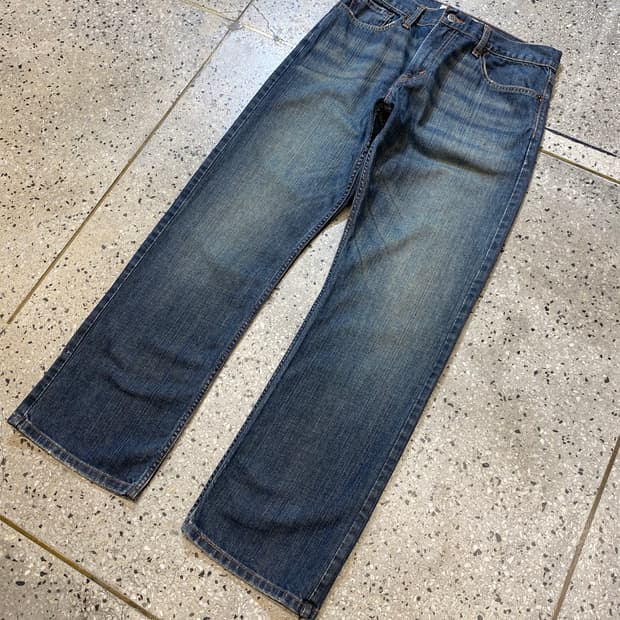 [32-33] Levi's 514 리바이스 스트레이트 핏 데님팬츠