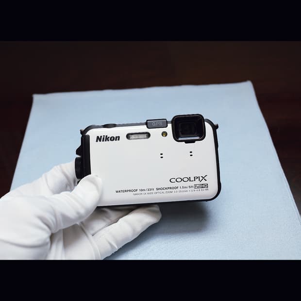 레어<준민트급>니콘 쿨픽스 aw100 (aw110) 화이트 빈티지 디카