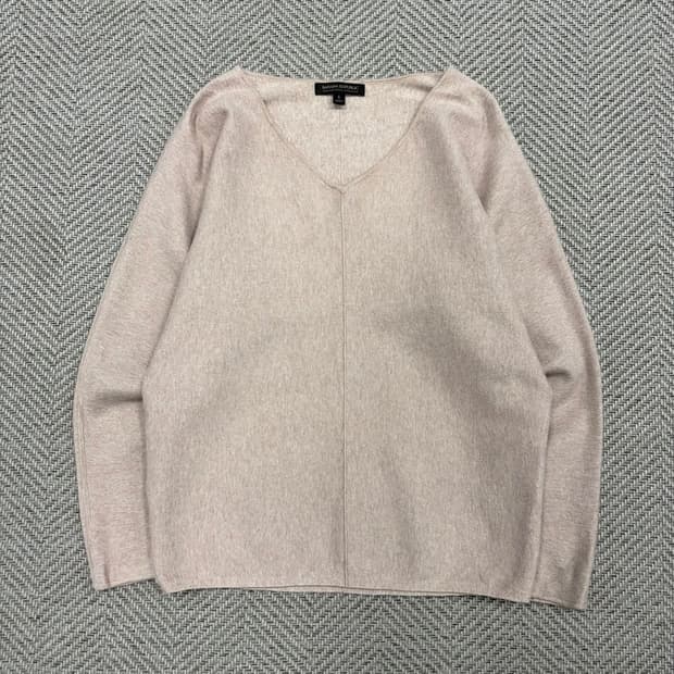 바나나리퍼블릭 브이넥니트 v3689