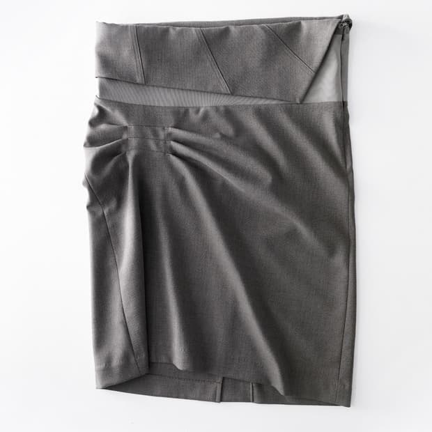 Ulika sanctus Brace Pintuck Skirt Beige