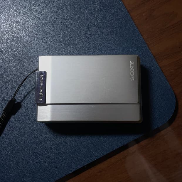 소니 사이버샷 dsc-t100 디지털카메라