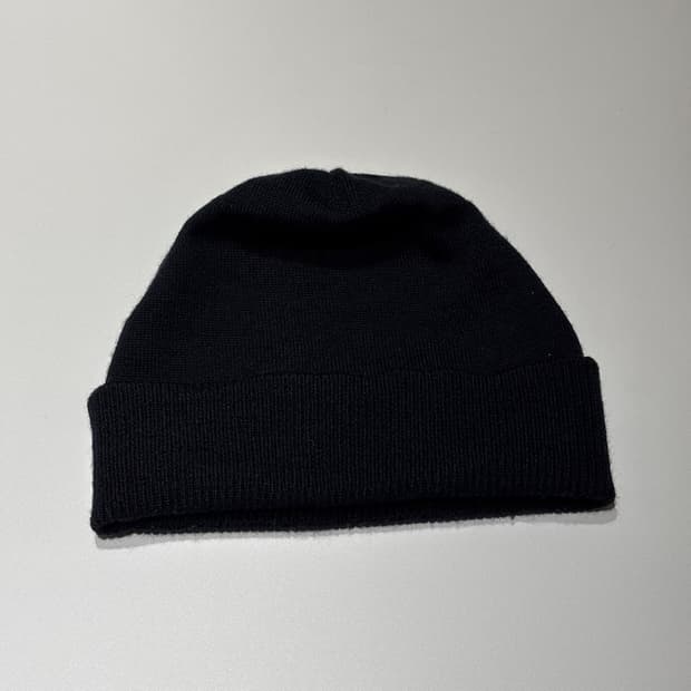 요지 야마모토 울 와치캡 비니