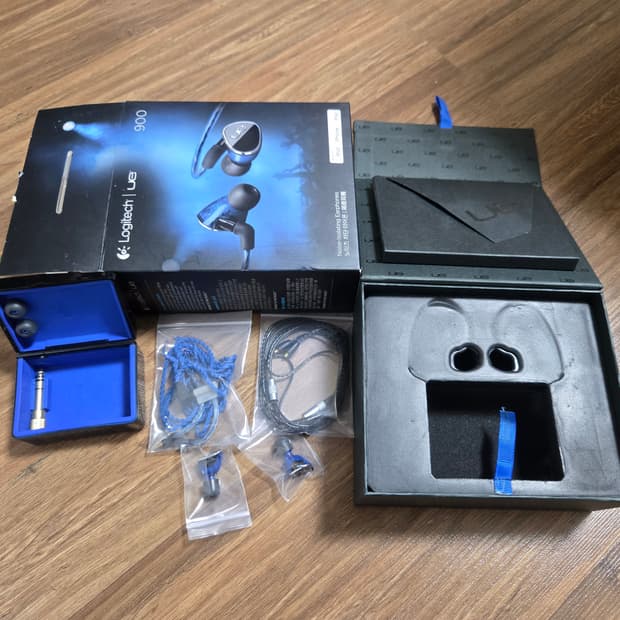 UE900 얼티밋이어 이어폰 오리지널버전 [구패키지 풀팩]