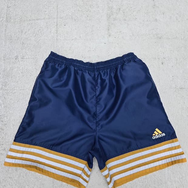 Adidas 90's 아디다스 나일론 숏츠