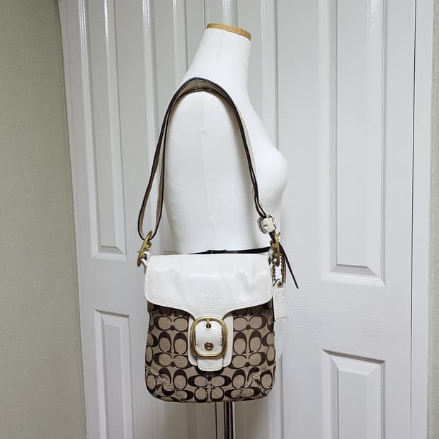 코치 블리커 레거시 숄더백